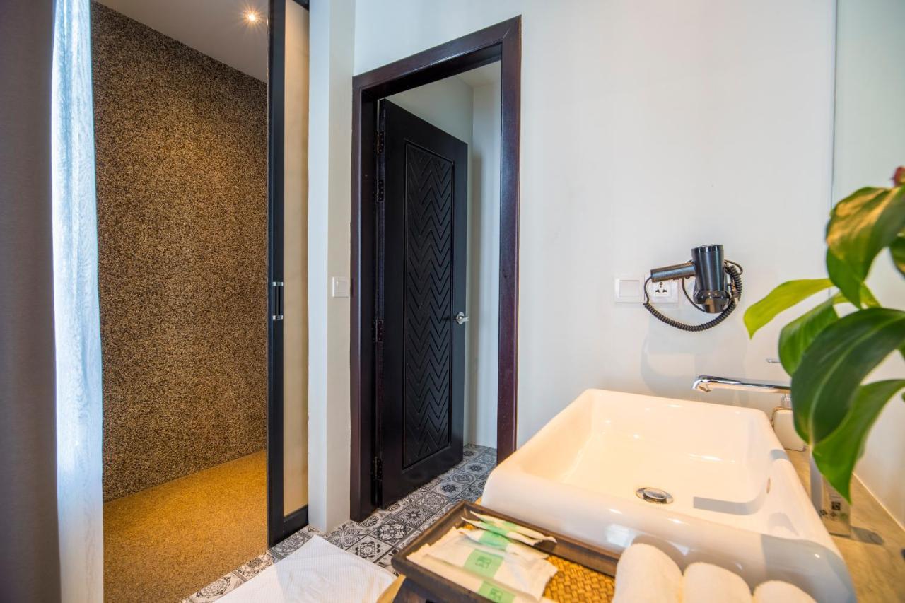 Elia Boutique Hotel シェムリアップ エクステリア 写真